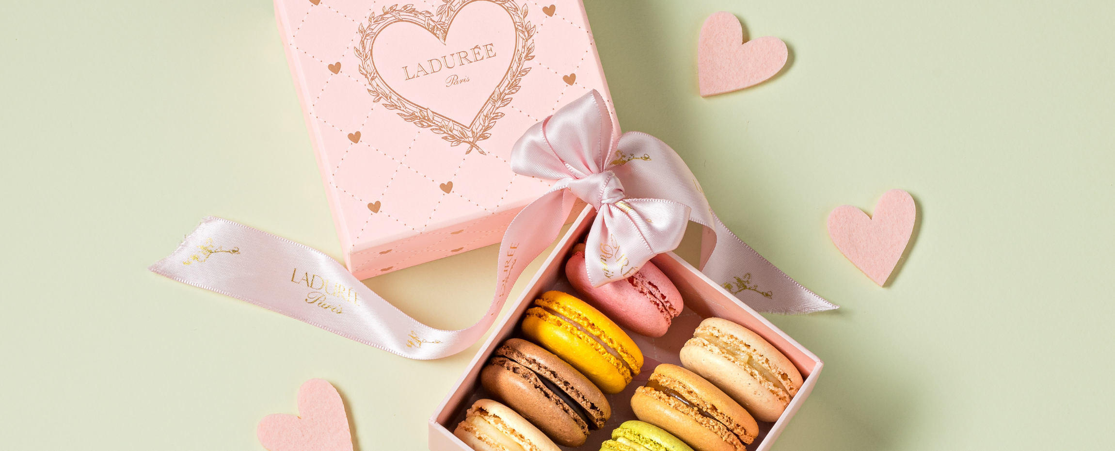 Dites "Je t'aime" avec des macarons !